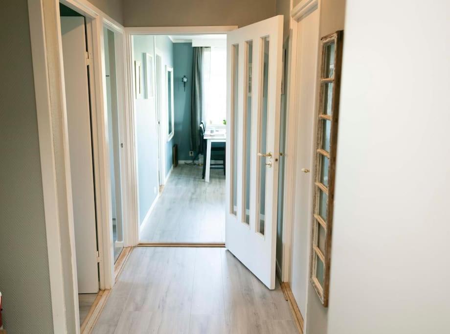 5 Minutes To Downtown Arendal-Free Parking Apartment Exterior photo